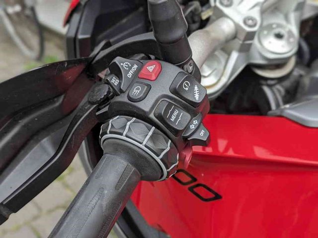 bmw - f-900-xr