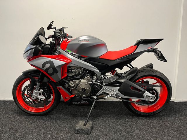 aprilia - tuono-660
