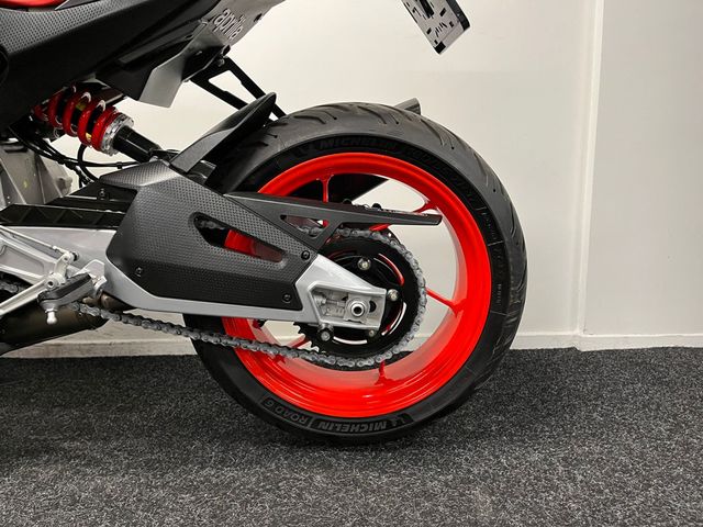 aprilia - tuono-660