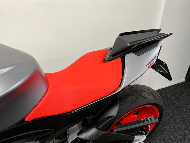 aprilia - tuono-660