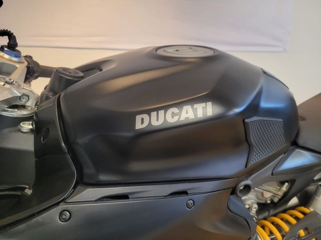 ducati - 1199-panigale-s