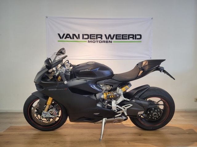 ducati - 1199-panigale-s