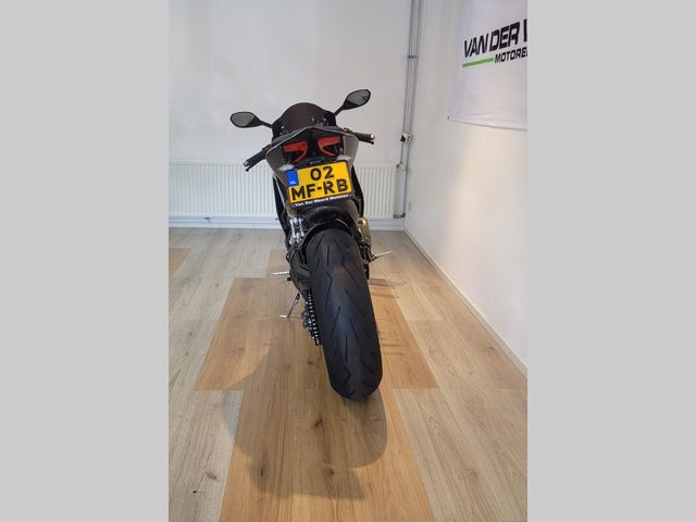 ducati - 1199-panigale-s