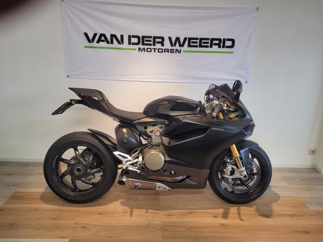 ducati - 1199-panigale-s
