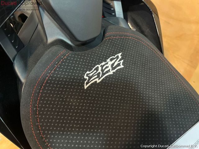 ducati - panigale-v4-speciale