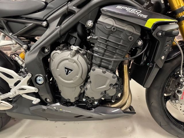triumph - speed-triple-1200-rs