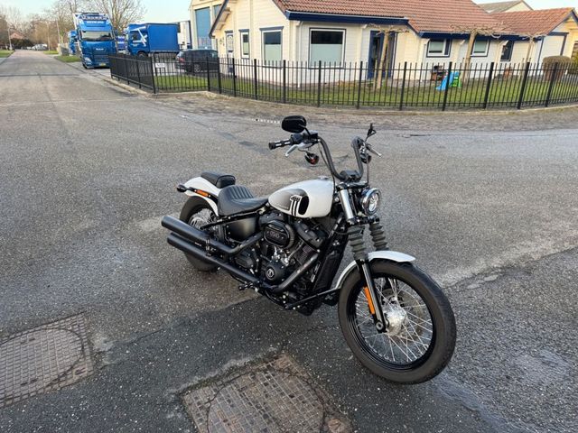 harley-davidson - street-bob-114