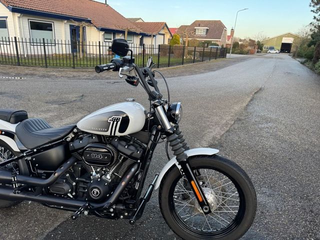 harley-davidson - street-bob-114