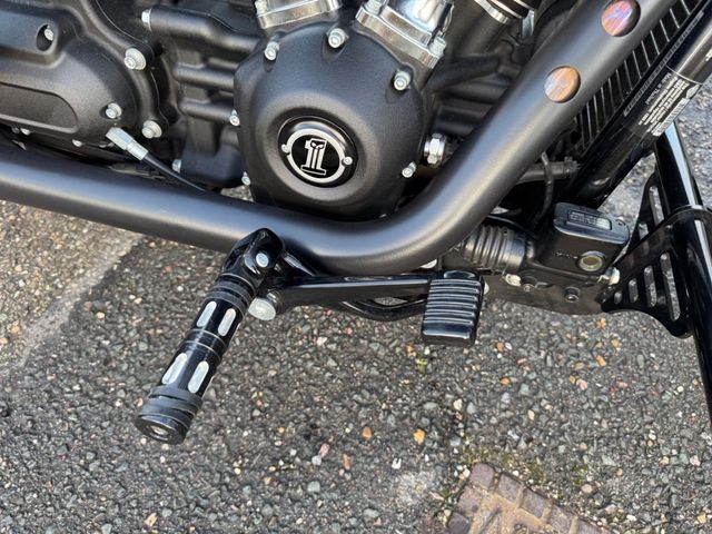 harley-davidson - street-bob-114