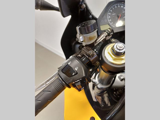 honda - cbr-1000-rr-fireblade