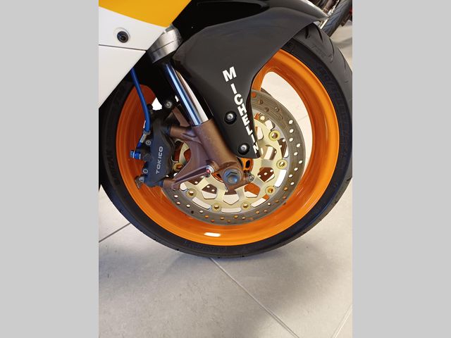 honda - cbr-1000-rr-fireblade