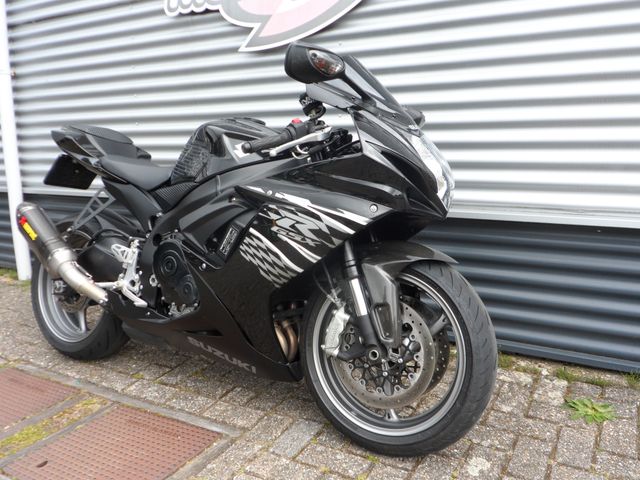 suzuki - gsx-r-600