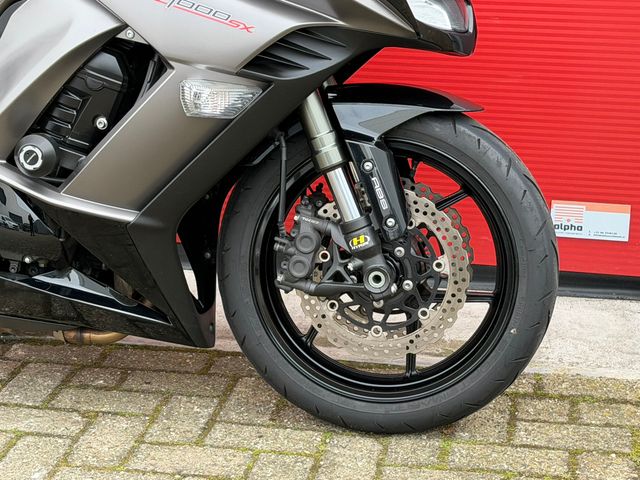 kawasaki - z-1000-sx-abs