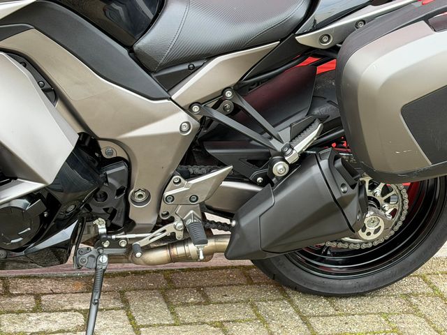 kawasaki - z-1000-sx-abs