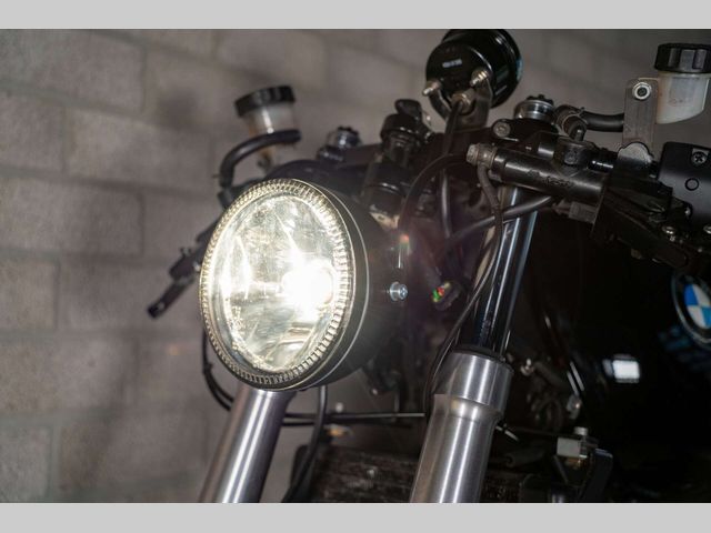 bmw - r-1100-s