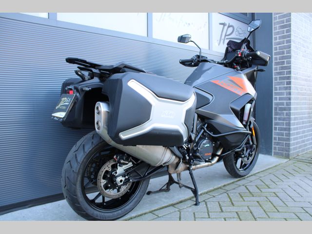ktm - 1290-super-adventure-s