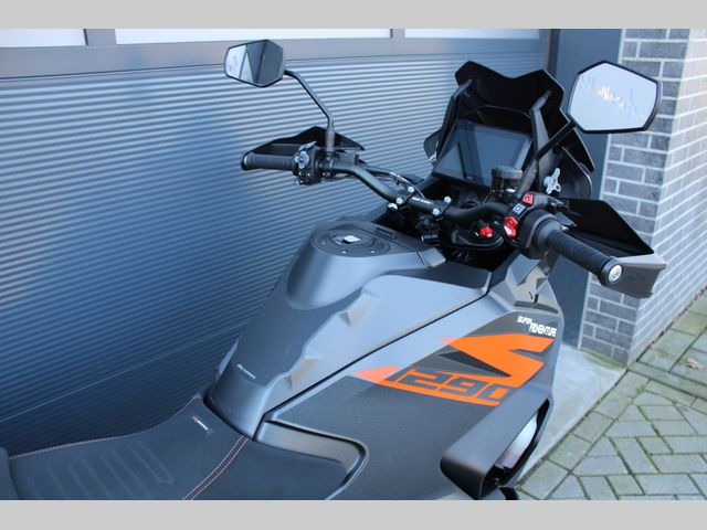 ktm - 1290-super-adventure-s