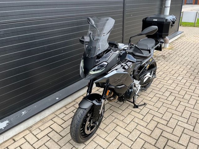 bmw - f-900-xr