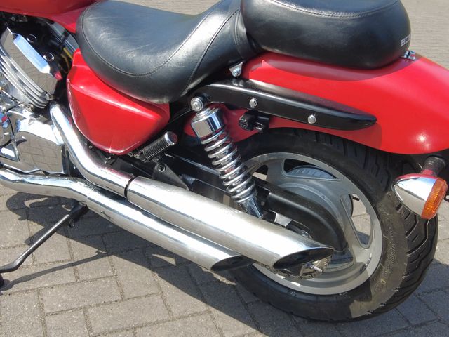 honda - vf-750-c