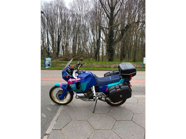 honda - xrv-750-africa-twin