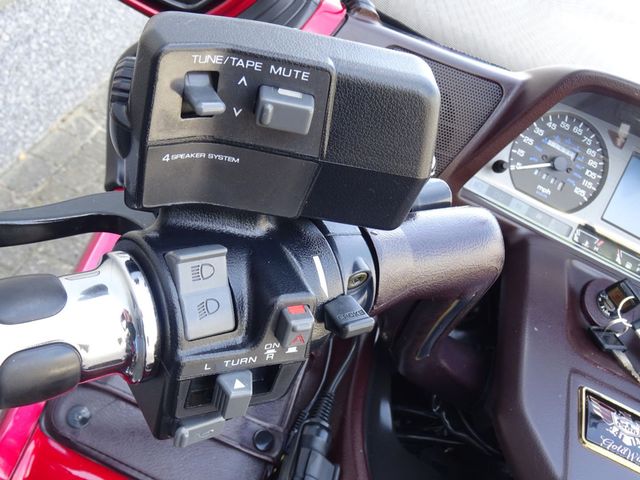 honda - gl-1500-se-goldwing