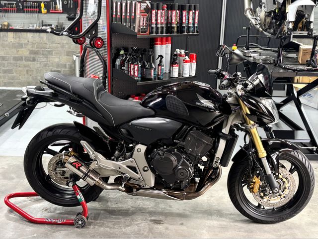 honda - cb-600-f-hornet-c-abs