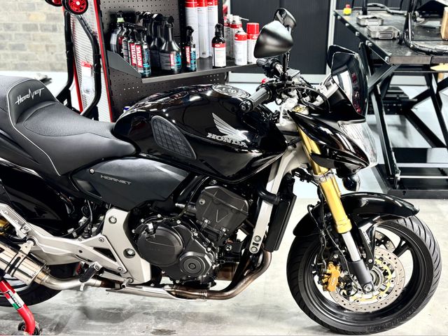 honda - cb-600-f-hornet-c-abs