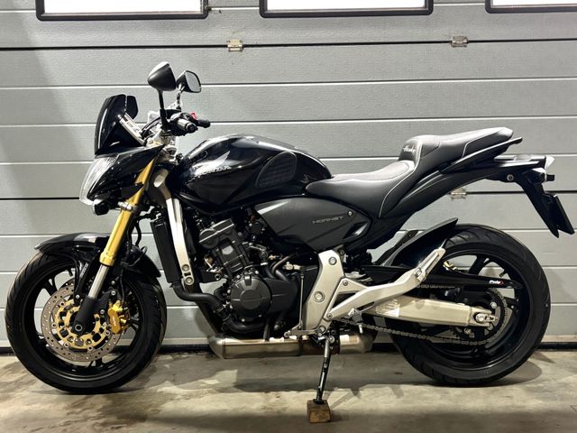 honda - cb-600-f-hornet-c-abs