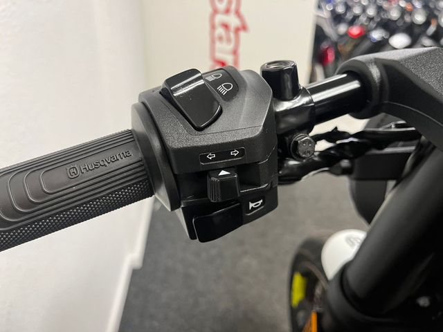 husqvarna - vitpilen-401