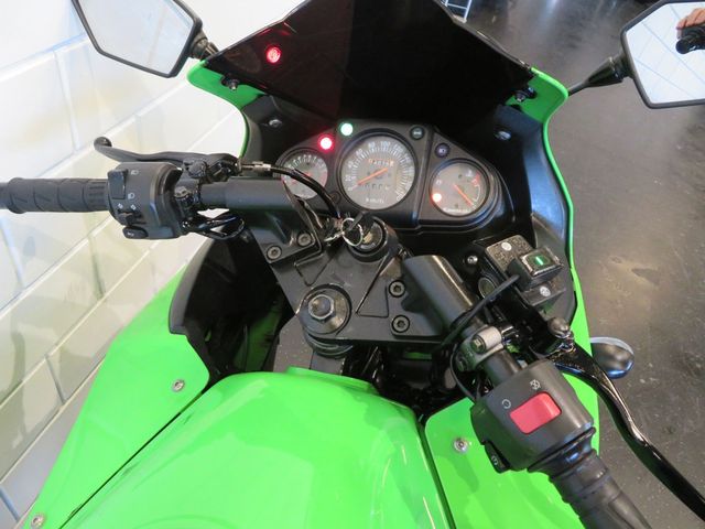 kawasaki - ninja-250-r