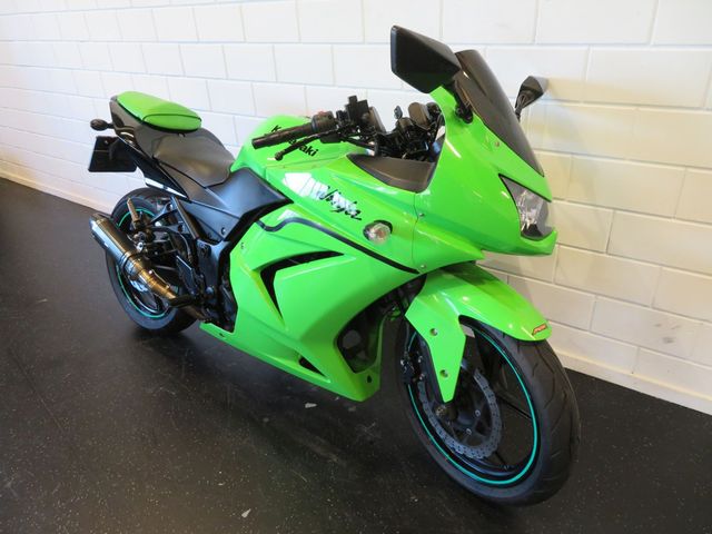 kawasaki - ninja-250-r