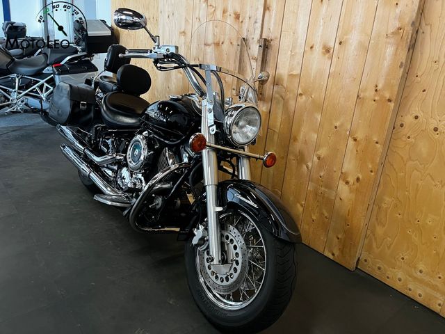 yamaha - xvs-1100-a-dragstar-classic