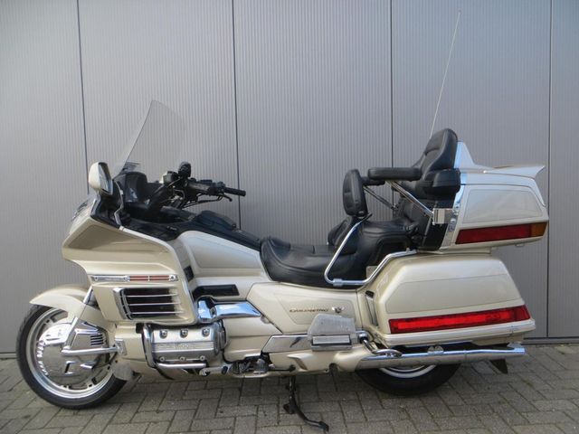 honda - gl-1500-se-goldwing