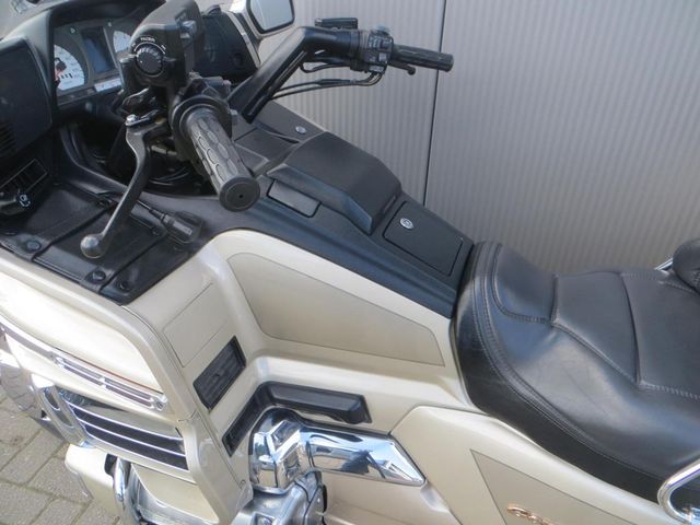 honda - gl-1500-se-goldwing