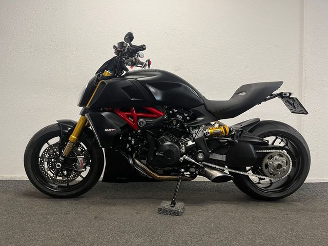 ducati - diavel-1260-s