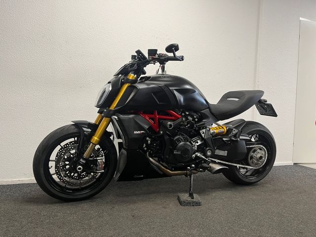 ducati - diavel-1260-s