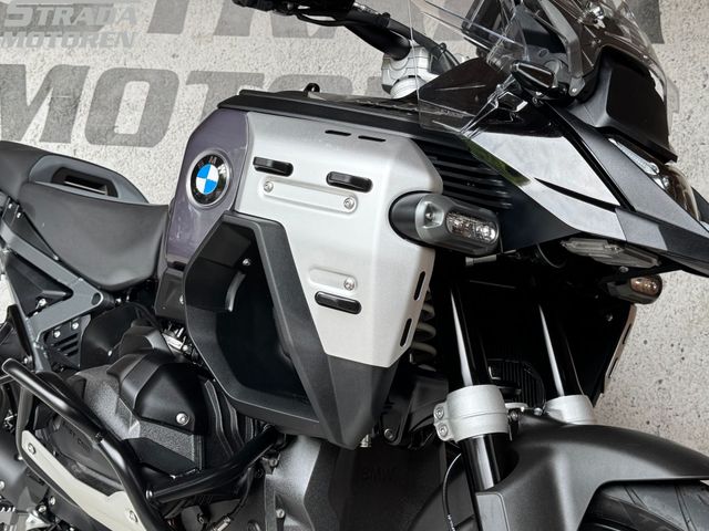 bmw - r-1300-gs-adventure-triple-black