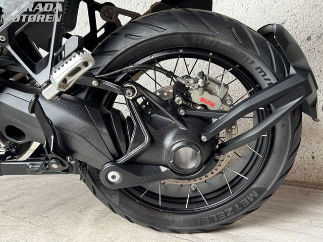 bmw - r-1300-gs-adventure-triple-black