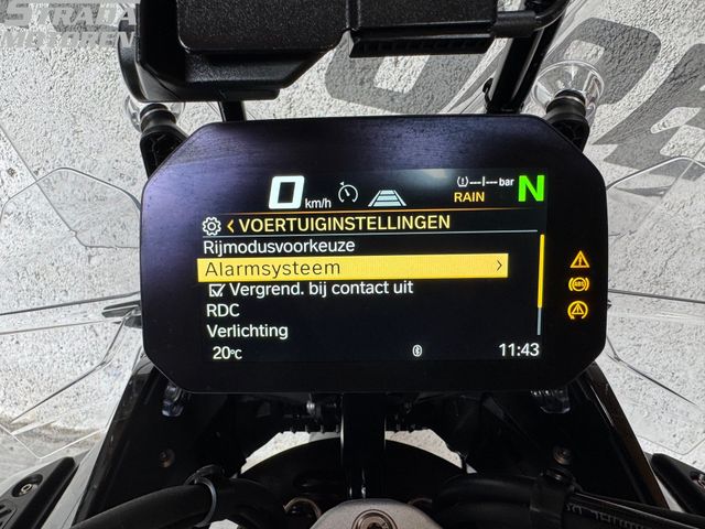 bmw - r-1300-gs-adventure-triple-black