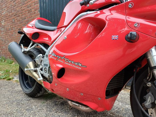 triumph - daytona-t--595