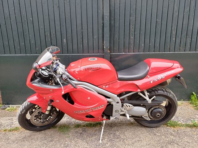 triumph - daytona-t--595