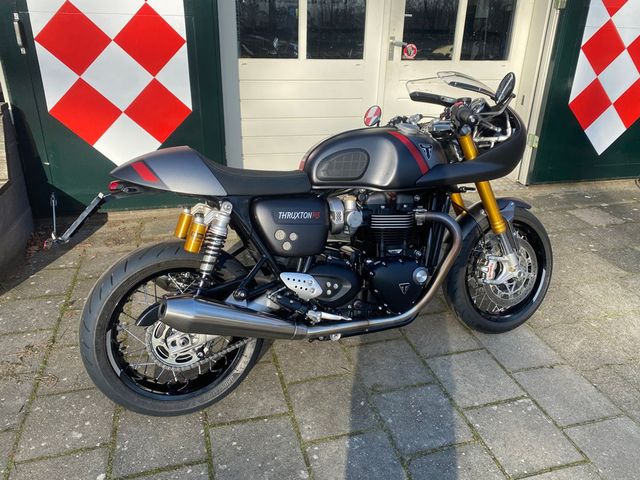 triumph - thruxton-rs