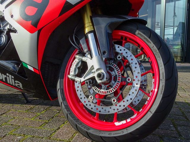 aprilia - rsv-4-r-aprc