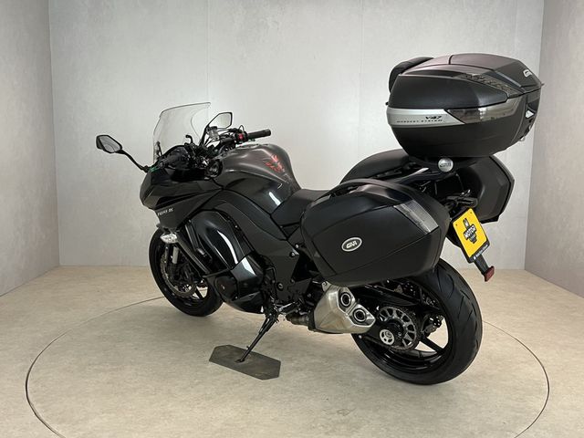 kawasaki - z-1000-sx-abs