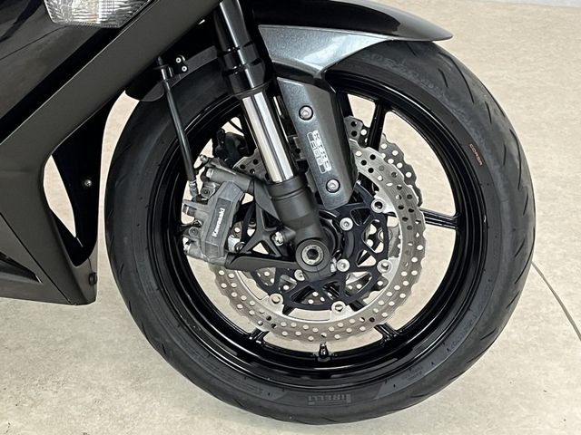 kawasaki - z-1000-sx-abs