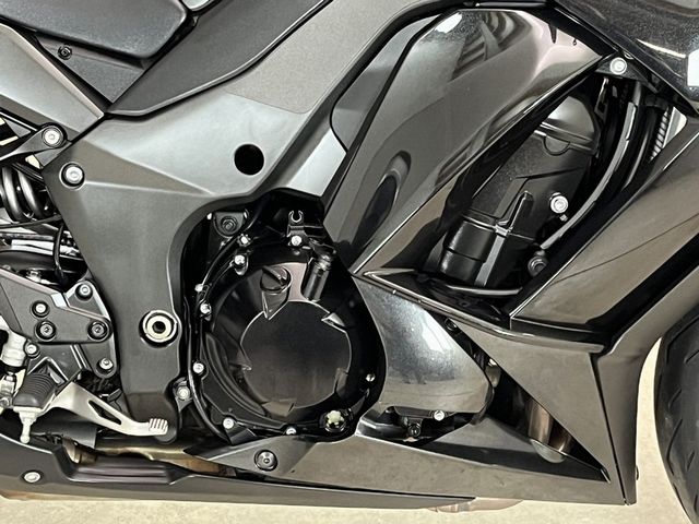 kawasaki - z-1000-sx-abs