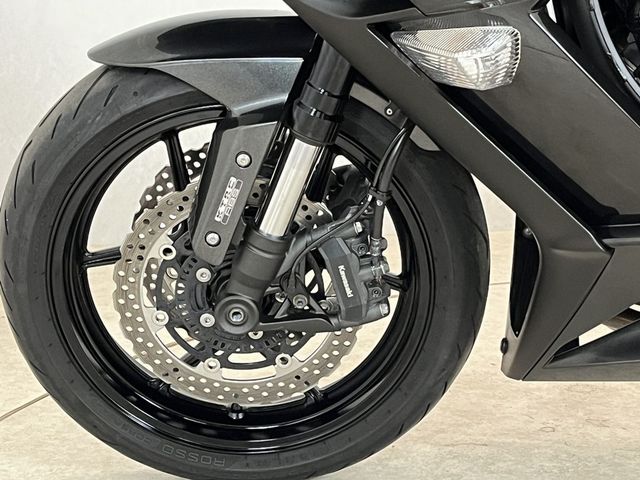 kawasaki - z-1000-sx-abs