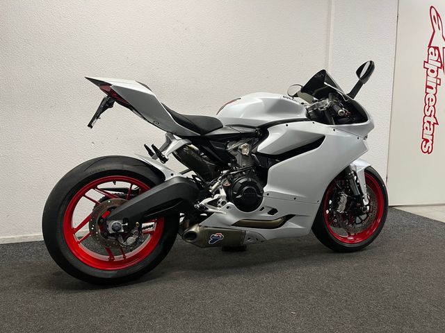 ducati - 899-panigale