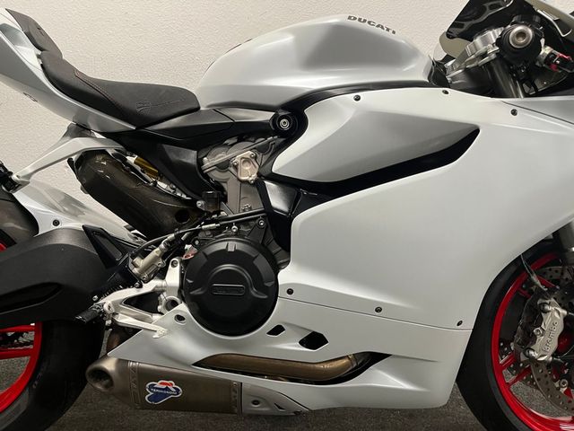 ducati - 899-panigale