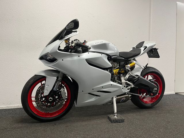ducati - 899-panigale